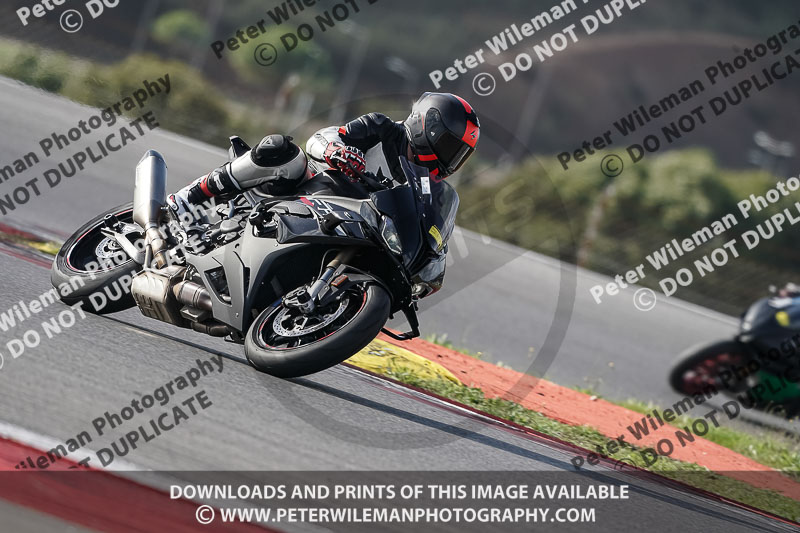 motorbikes;no limits;peter wileman photography;portimao;portugal;trackday digital images